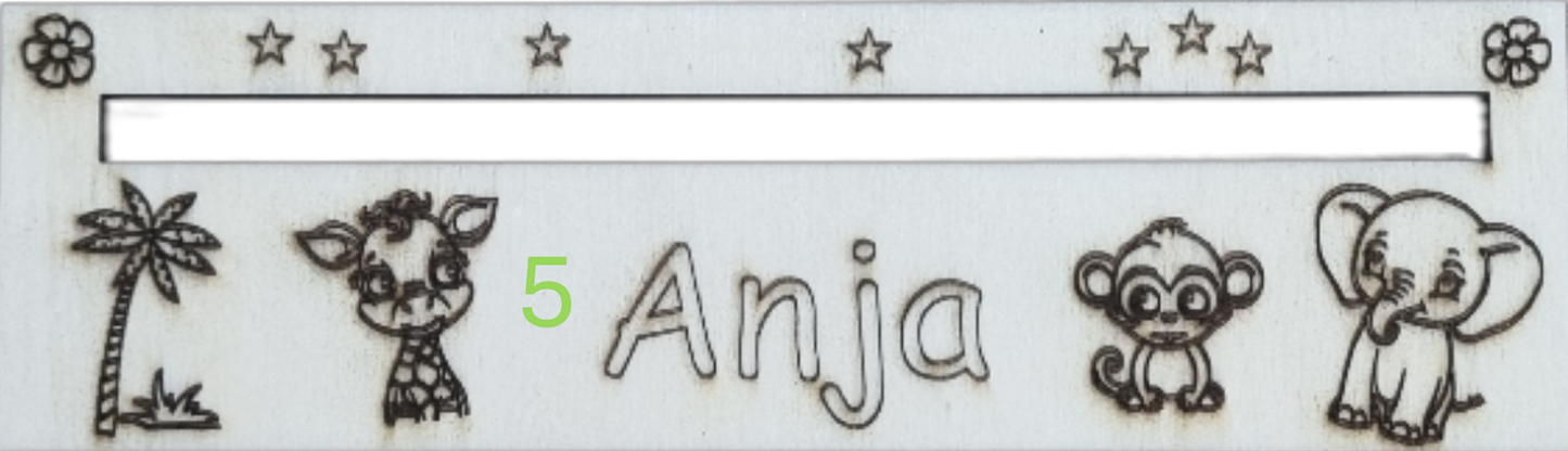 Personalisierte Lesehilfe aus Naturholz